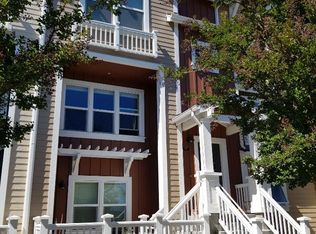 1903 Newbury Dr, Mountain View, CA 94043