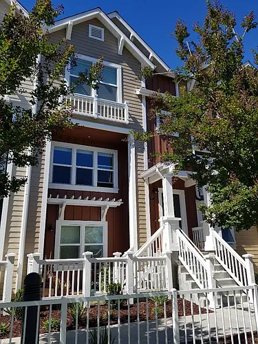 1903 Newbury Dr Photo 1