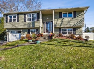 4 Rehoboth Rd, Flanders, NJ 07836