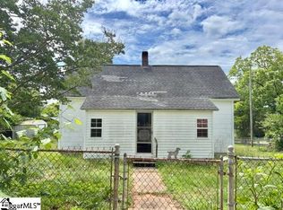 12 G St, Inman, SC 29349