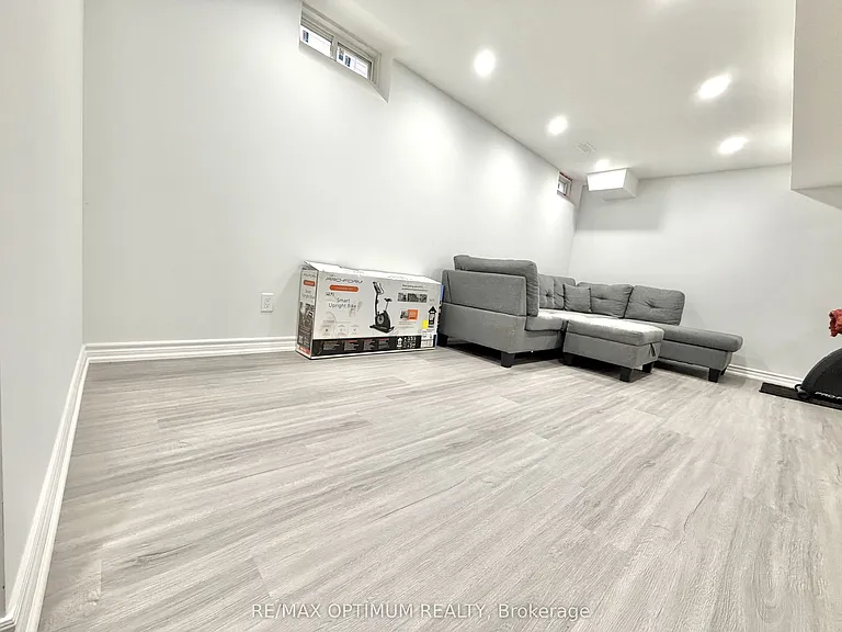 7 Barnham St — Photo 33