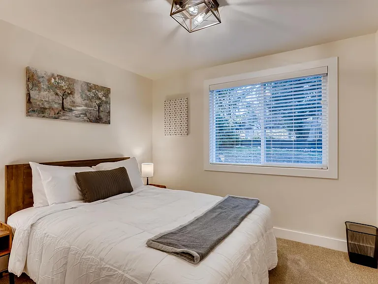 4th Bedroom with Queen Size Bed