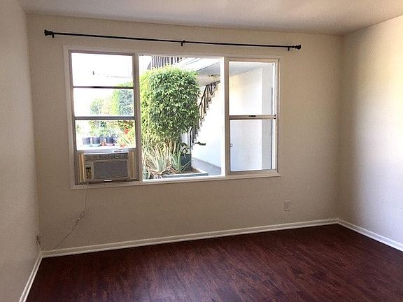 5th image of 2890 Leeward Ave APT 110