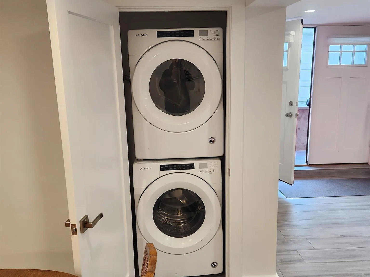 2 bed, 1.0 bath, 650 sqft, $3,300 — Photo 4