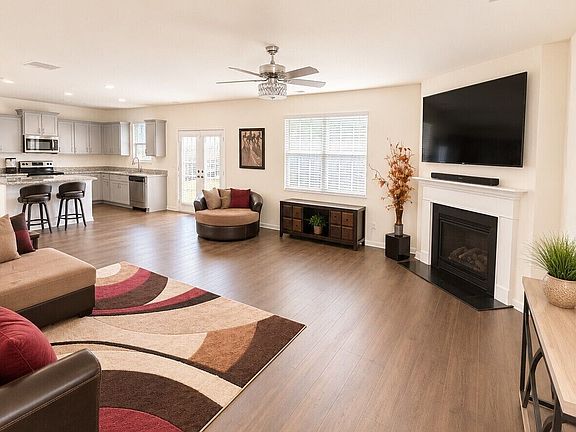 2nd image of 4100 Audrey Ln