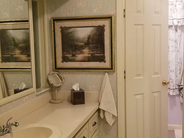 Ensuite to master