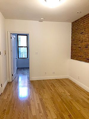 3rd image of 240 E 33rd St #3C