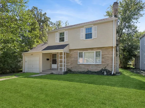1947 Lake Ave, Wilmette, IL 60091