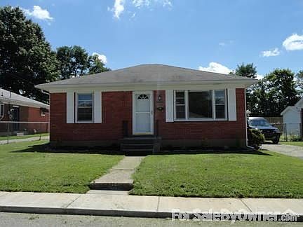 1st image of 135 Sunset Dr