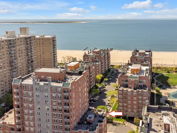 65 Oceana Drive East image 29 of 44