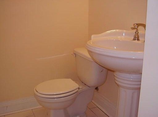 4th image of 5580 Catina St