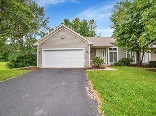1098 1st St, Batavia, IL 60510