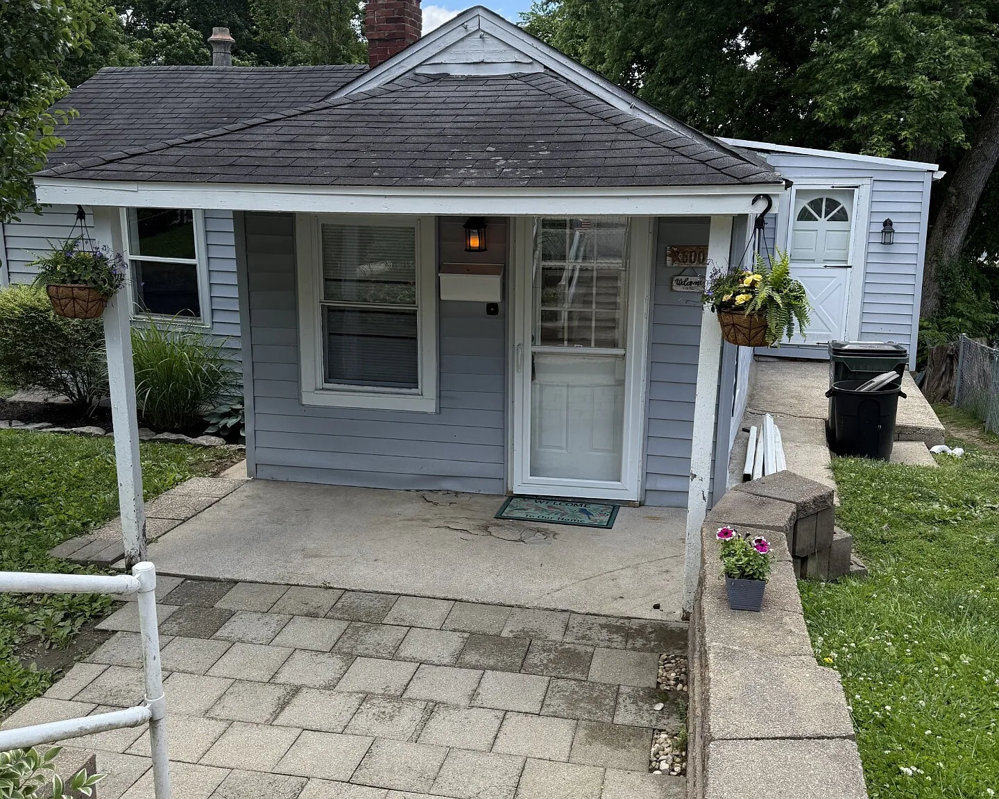 6009 Eleanor - 1 — Photo 1