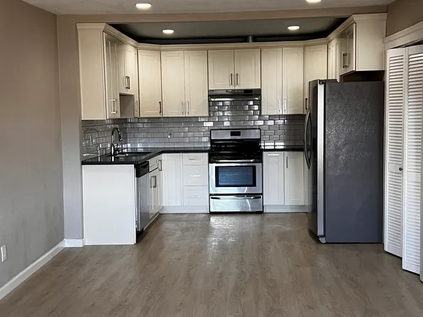 1354 Palou Ave, San Francisco, CA 94124