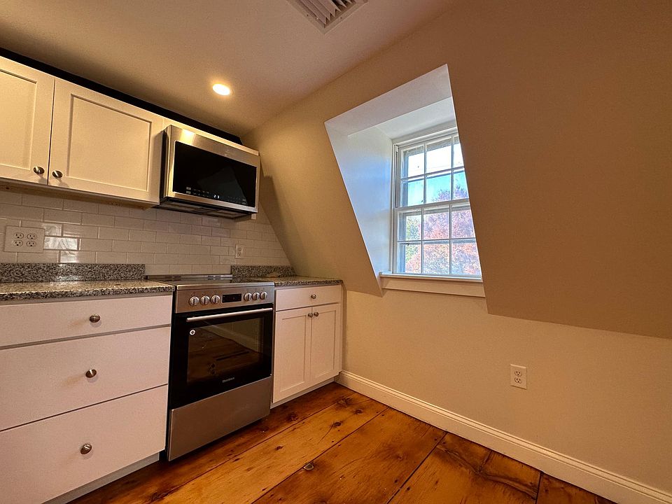 393 Essex St Salem, MA Zillow