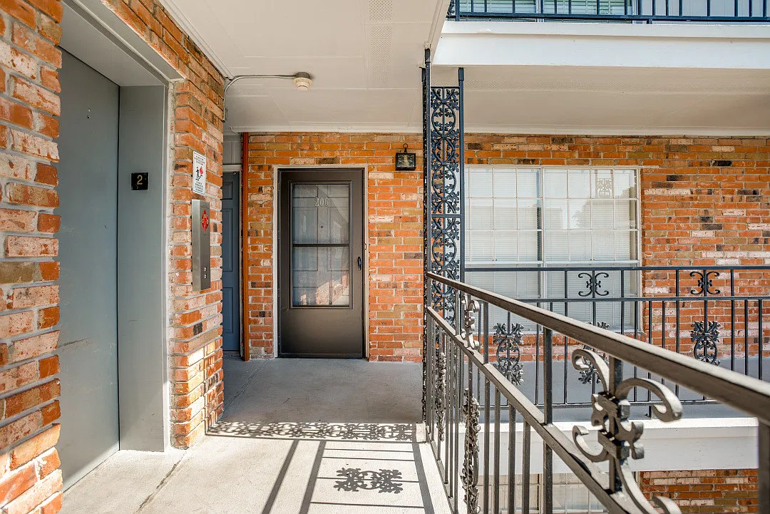 1 bed, 652 sqft, $1,150 — Photo 3