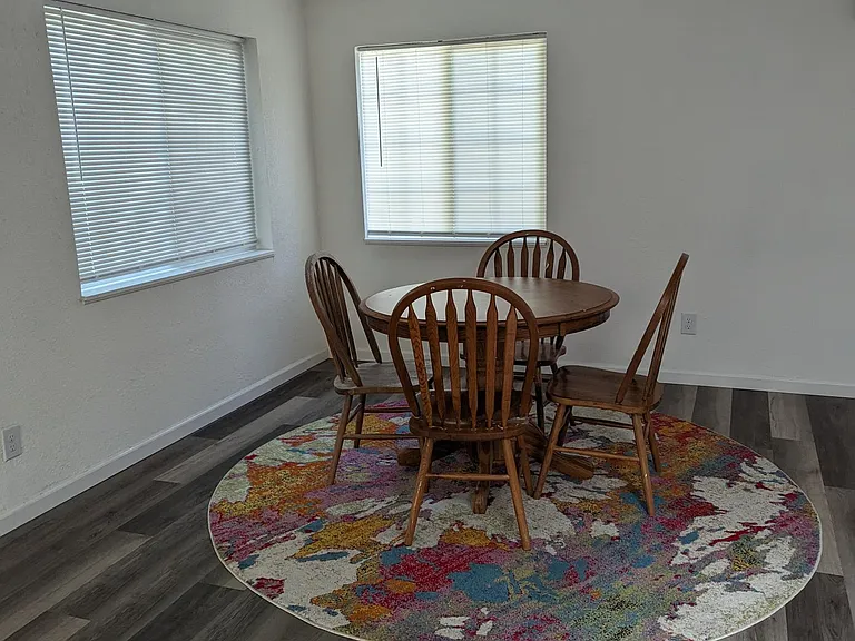 839 Sprig Ct — Photo 4