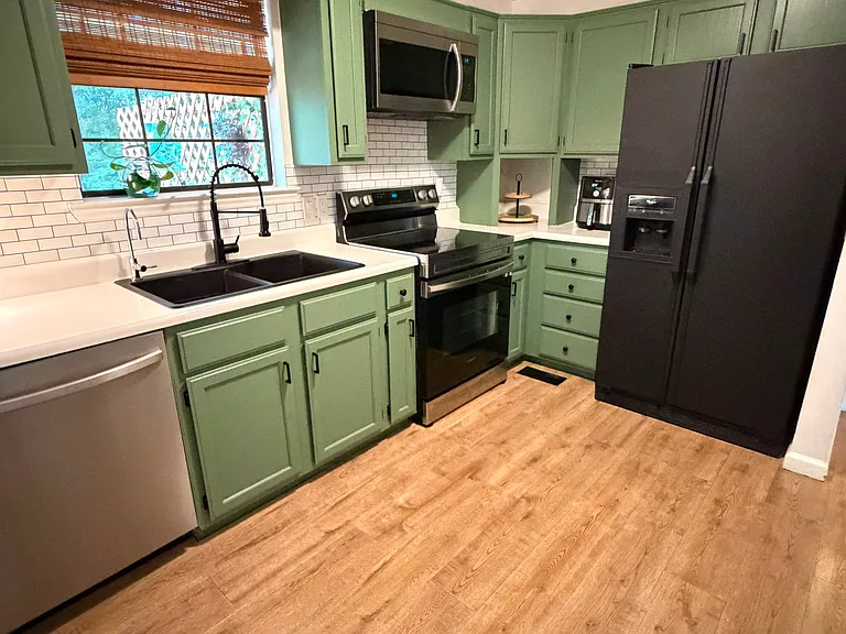5105 Hunter Village Dr — Photo 9
