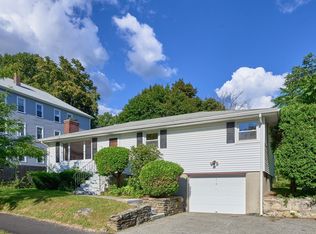 28 Superior Rd, Worcester, MA 01604
