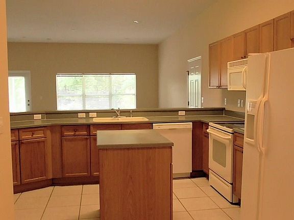 5th image of 56 Whittington Dr