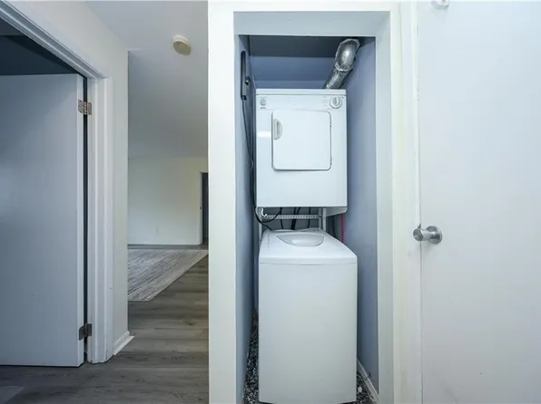 26 Gardenia Lane image 12 of 12