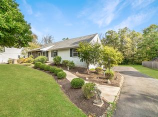 57 Hagan Dr, New Hope, PA 18938