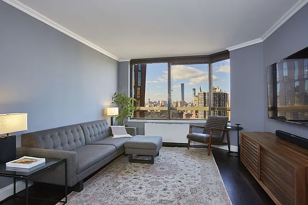 Rented by Brown Harris Stevens | media 8