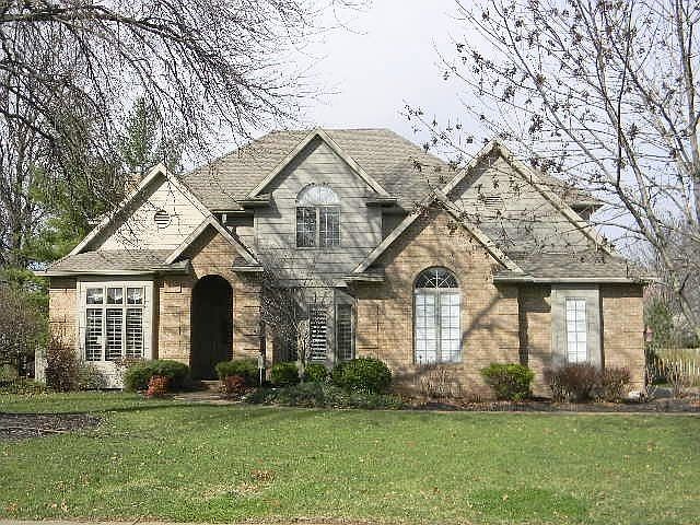 Superb location on Eastside, low traffic street!