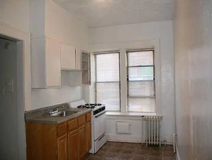 645 Summer Ave #D6 — Photo 3