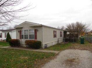 105 Meadowbrook Dr, O Fallon, IL 62269