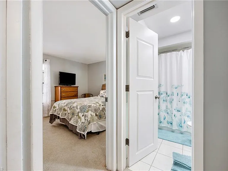 6142 Whiskey Creek Dr #603 — Photo 30