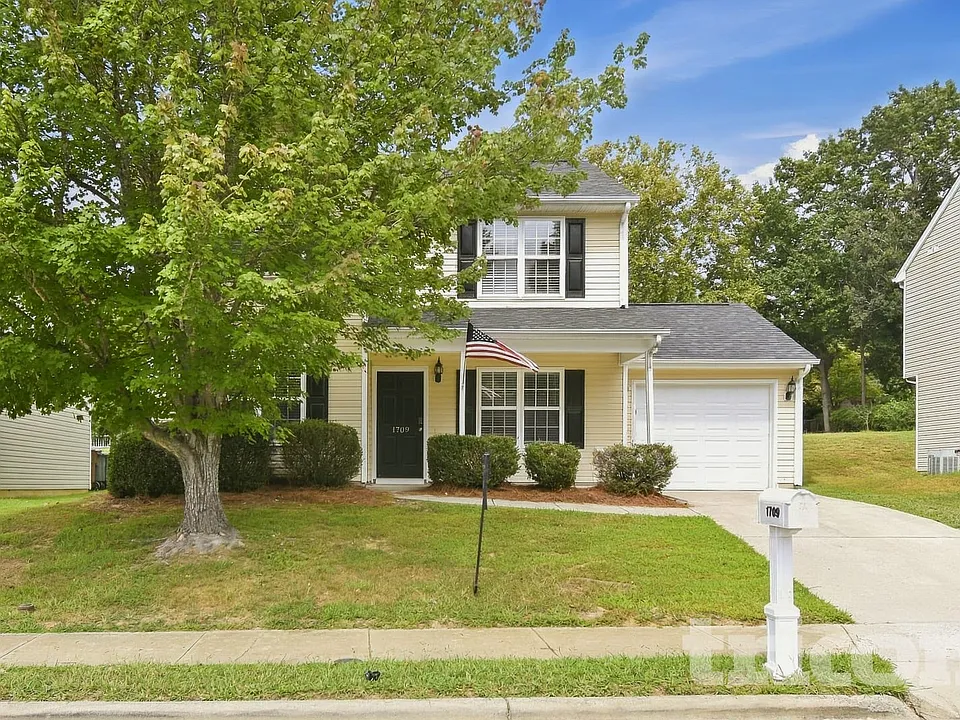 1709 Fern Hill Dr
