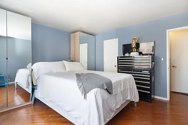 Sold by Owner | media 6