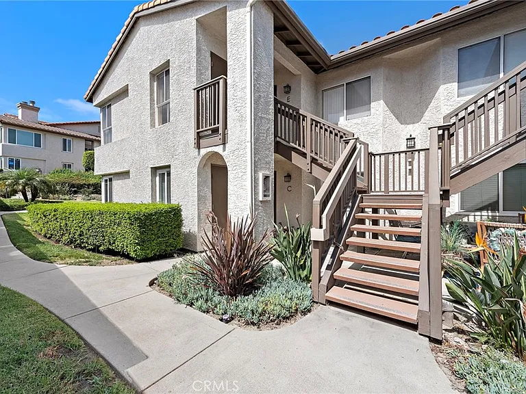 68 Corniche Dr #C — Photo 53