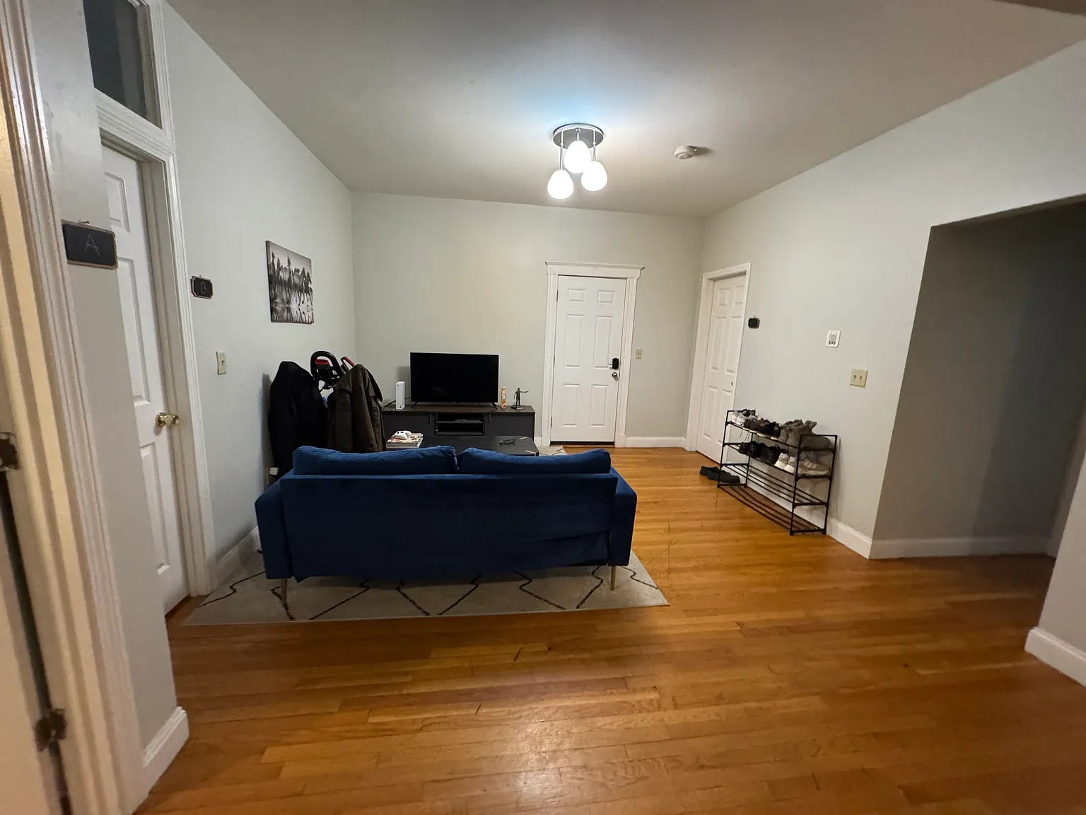 4 bed, 1.0 bath, $3,450 — Photo 2