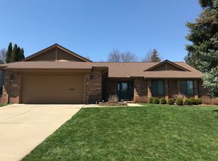 5445 Corbin Dr, Troy, MI 48098