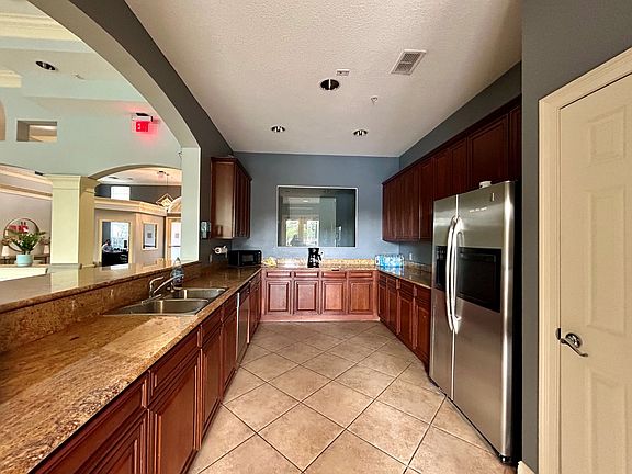 5th image of 2679 Metro Sevilla Dr Unit 105