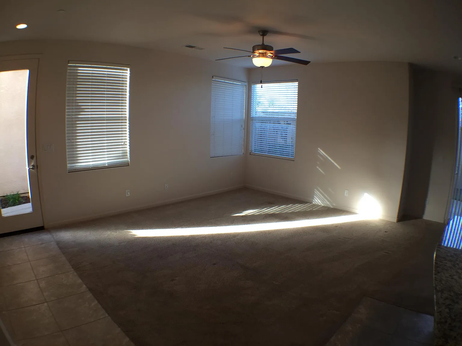3 bed, 2.5 bath, 1560 sqft, $2,400 — Photo 3