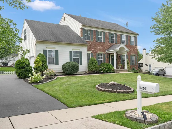 1702 Washington Ave #2107, Gibbstown, NJ 08027