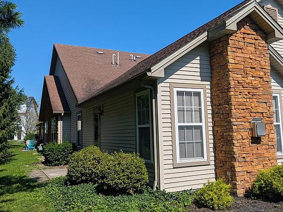 2nd image of 12 Hillview Ct