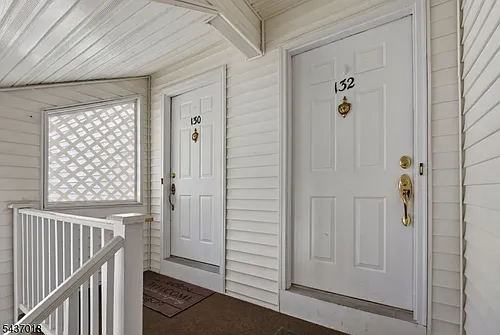 130 Smithfield Ct Photo 1
