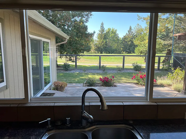 4565 Fairway Dr — Photo 9