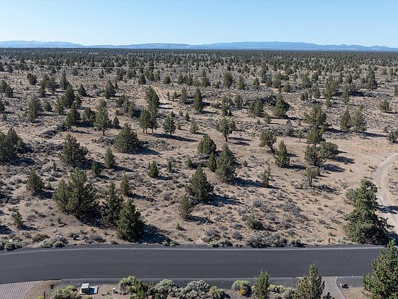 4th image of SW Chaparral Dr #444