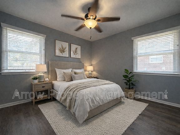 4th image of 800 S 38th Street Ct #1