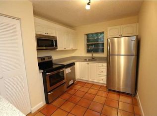 2324 Van Buren St APT 102, Hollywood, FL 33020