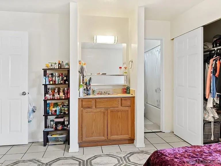 9062 Kenwood Dr — Photo 3