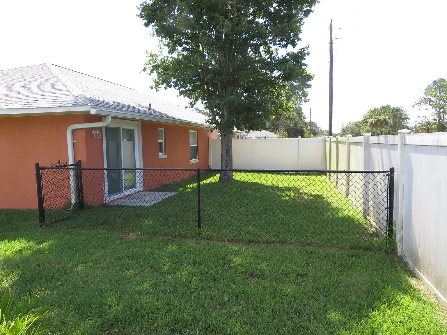 2 bed, 1275 sqft, $1,575 — Photo 4