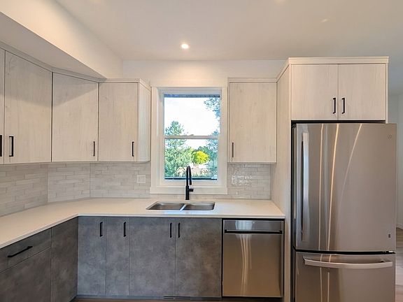 5th image of 3602 Pleasant Valley Rd #2