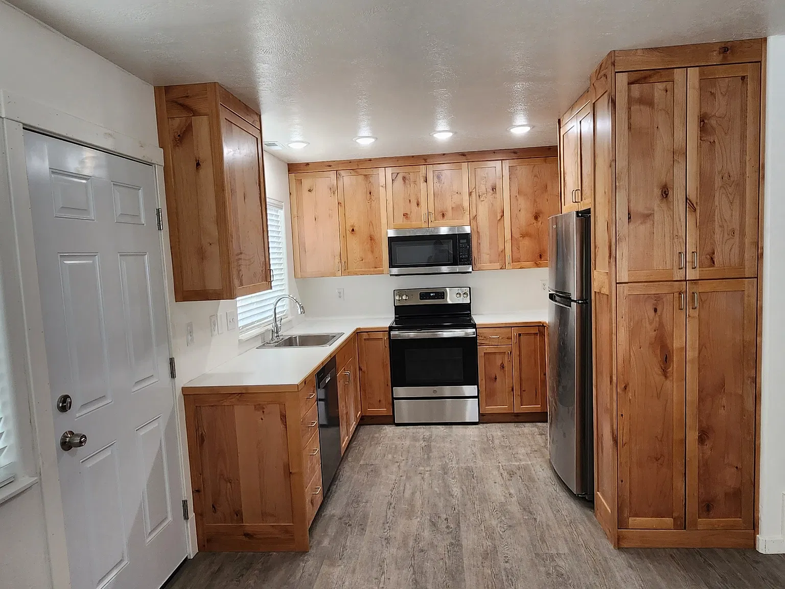 557 W 600 N — Photo 2