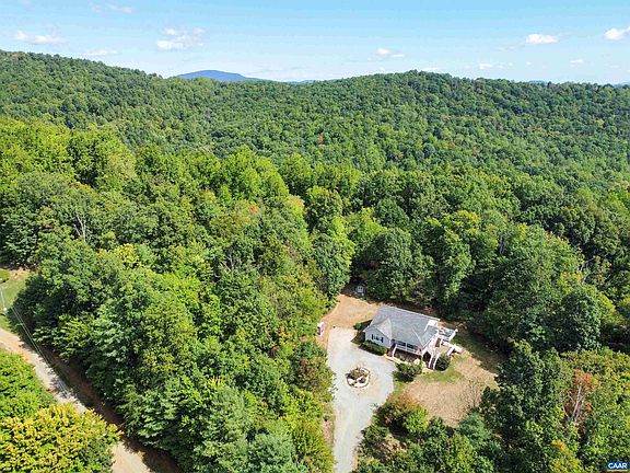 2nd image of 300 Powell Mountain Ct